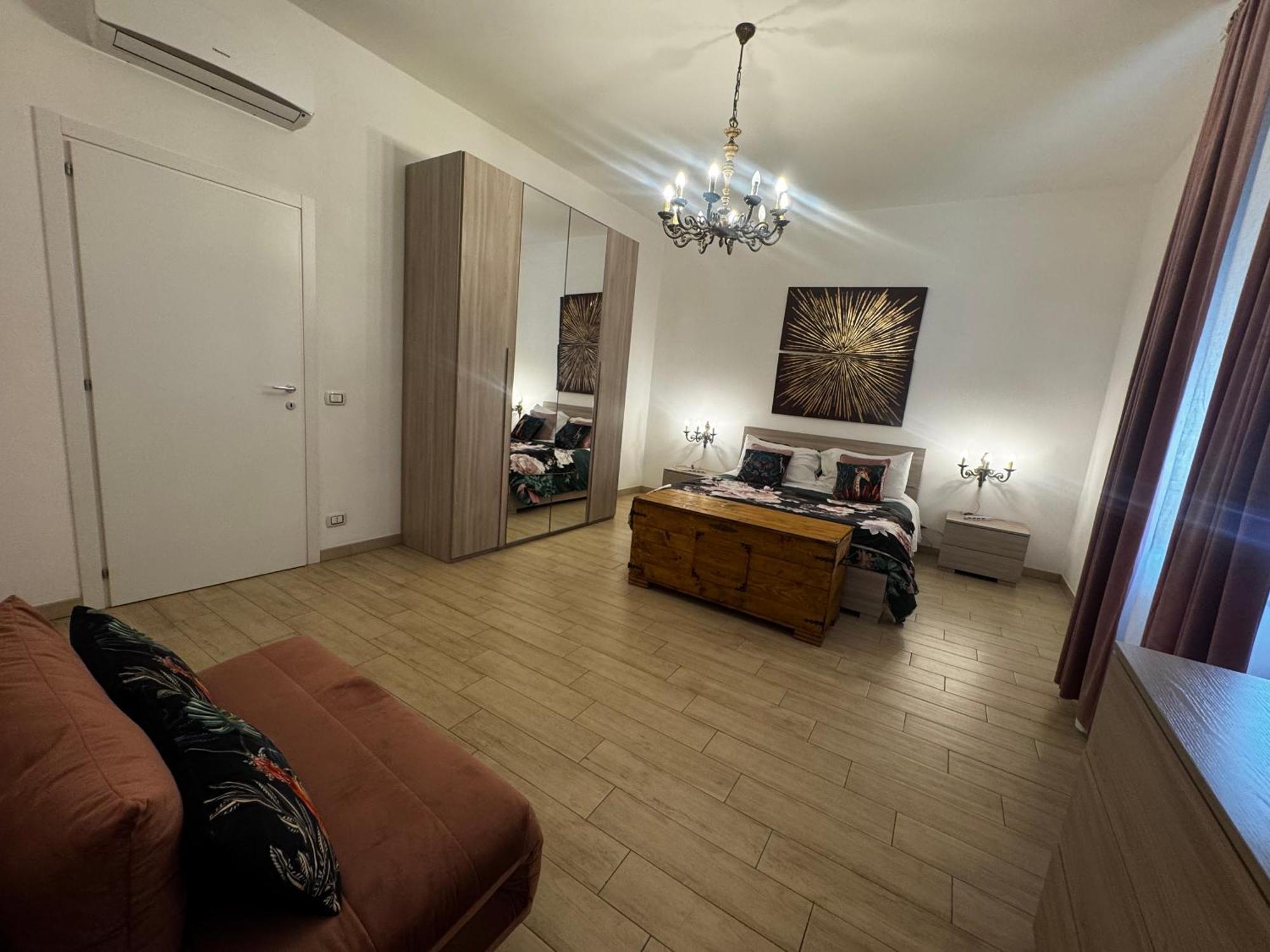 Апартаменты La Casa Di Sarah Aspetta Voi Неаполь Экстерьер фото